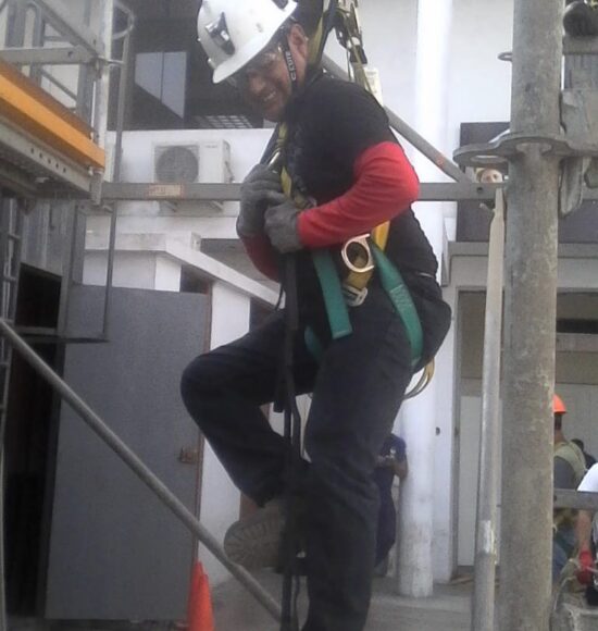 Entrenamiento a nuestro personal para trabajos en altura